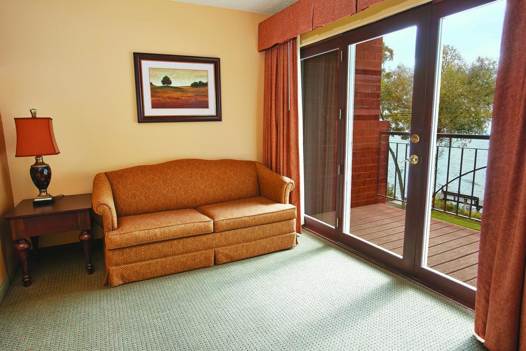 Heidel House Resort & Spa Green Lake Room photo